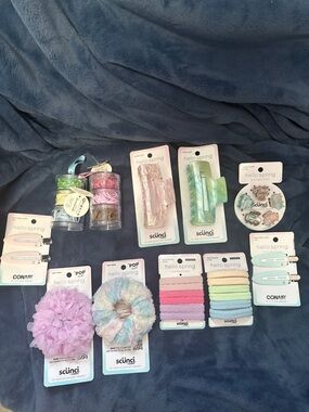 scunci Pastel Hair Accessory Set in Pink, Blue, Green, Lilac